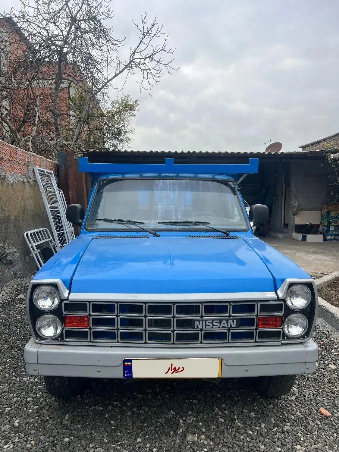 نیسان وانت بسیار تمیز|خودرو سواری و وانت|قائم‌شهر, |دیوار