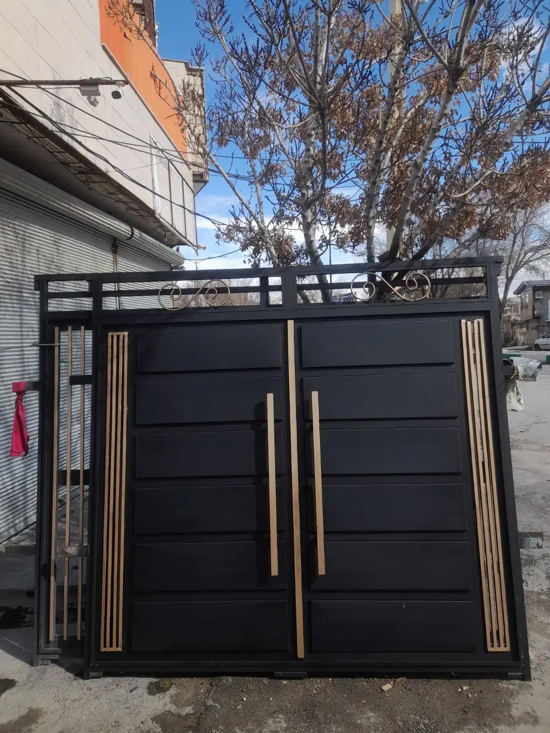 درب مدرن|مصالح و تجهیزات ساختمان|بروجرد, |دیوار