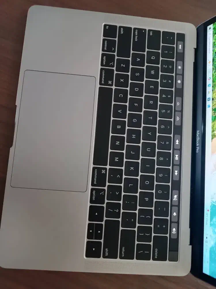 مک بوک پرو 2019|رایانه همراه|شیراز, فخرآباد (دروازه کازرون)|دیوار