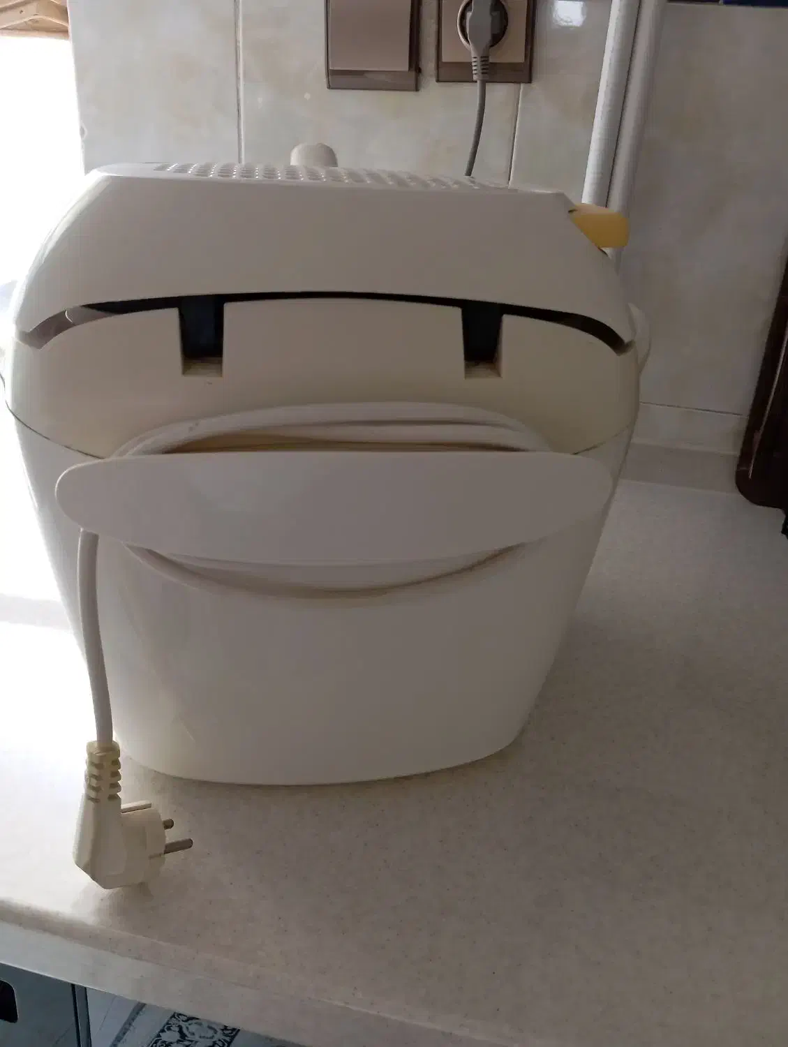 سرخ کن|سایر لوازم برقی|فولادشهر, B4|دیوار