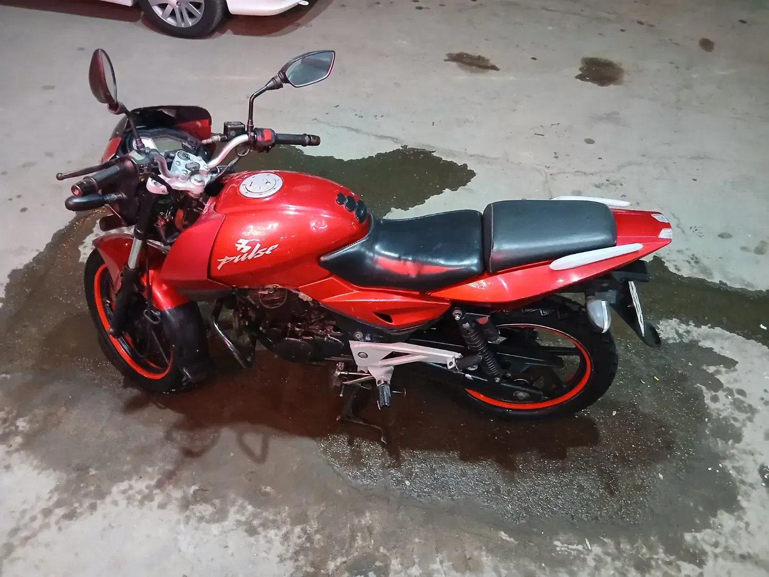 موتور سیکلت|موتورسیکلت|قم, فرهنگیان و شهربانی|دیوار