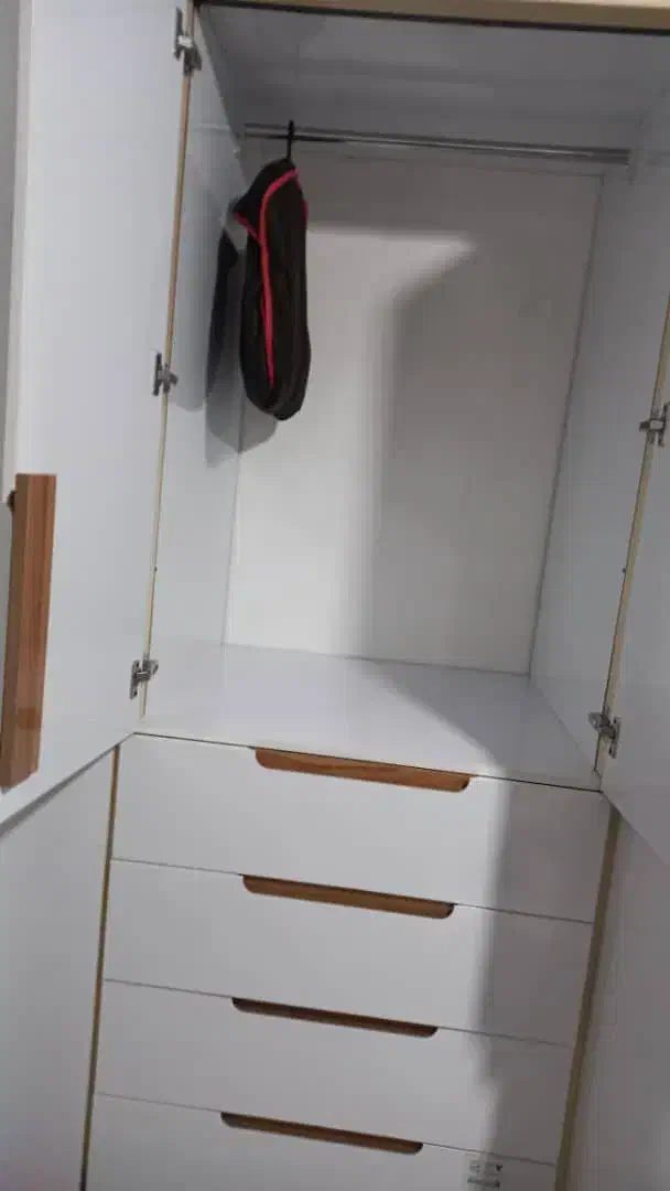 نصاب وساخت وتعمیرات کابینت وکمد دیواری|خدمات پیشه و مهارت|نورآباد, |دیوار