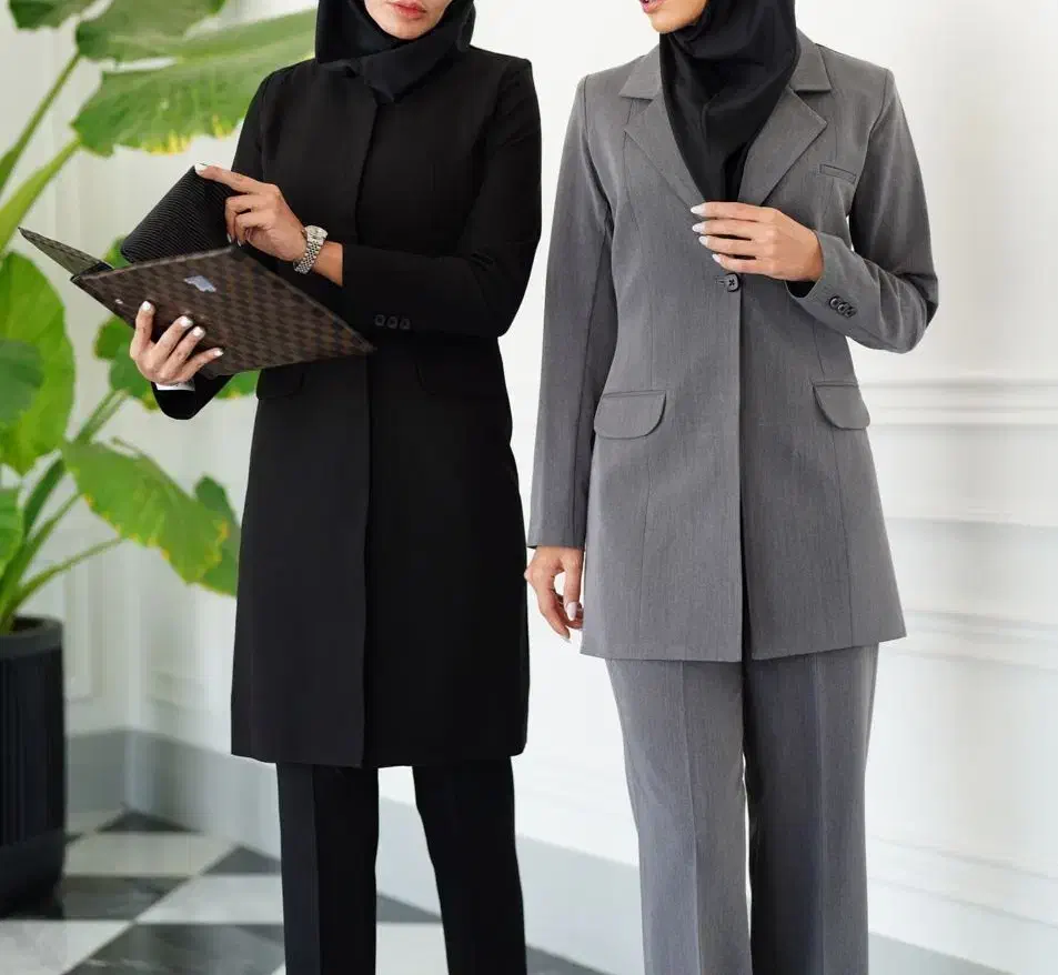 فروش انواع مانتو اداری تک و عمده|لباس|رودبار (کرمان), |دیوار