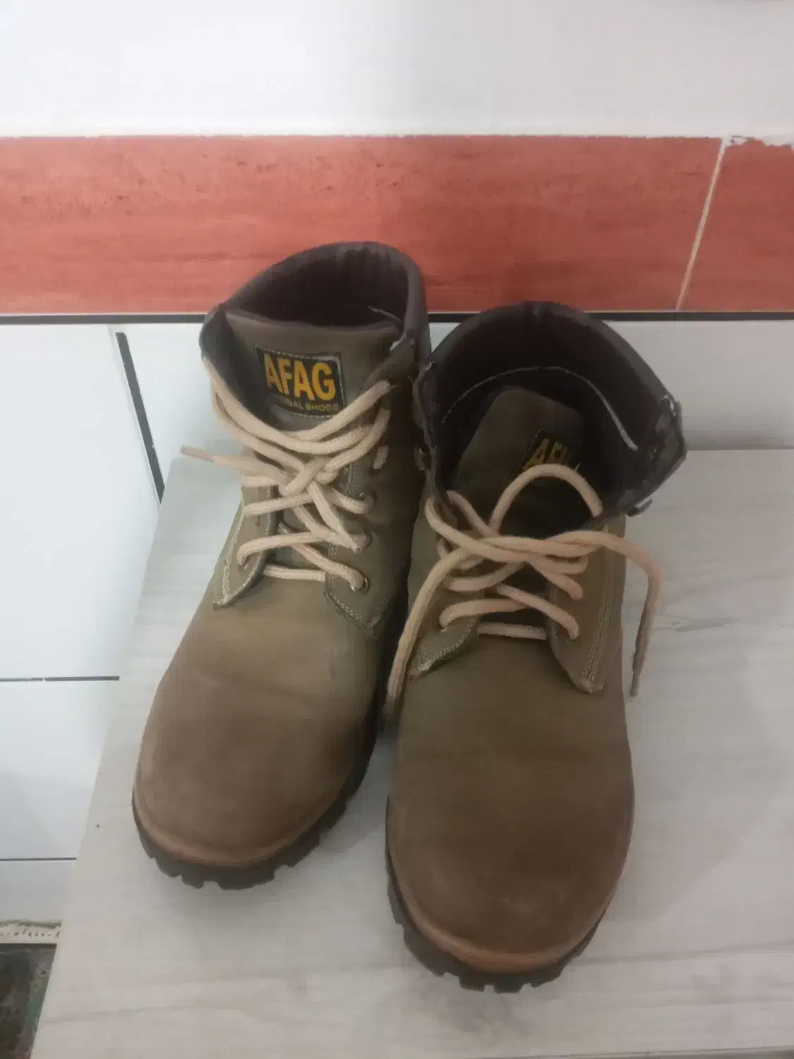 کفش نیم بوت چرم|کیف، کفش، کمربند|شاهرود, |دیوار