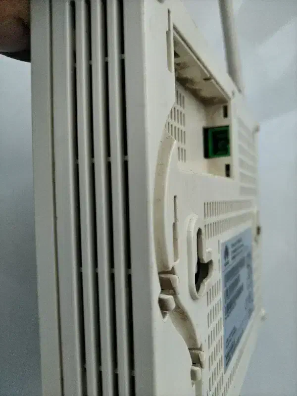 مردم فیبر نوری سالم در حد نو|مودم و تجهیزات شبکه|مشهد, جاهد شهر|دیوار