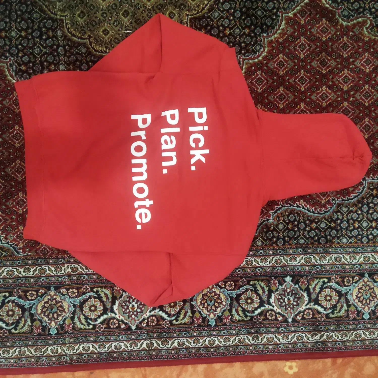 هودی|لباس|زنجان, |دیوار