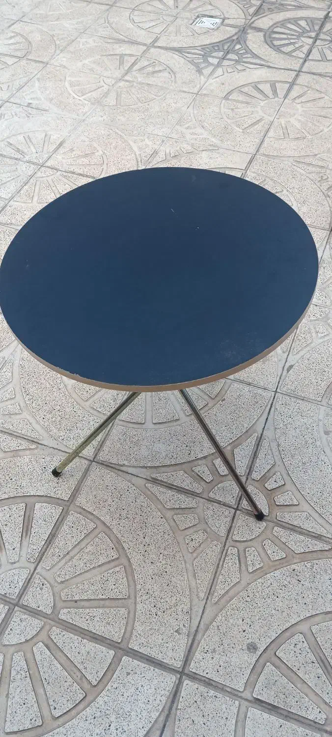 میزگرد|میز و صندلی غذاخوری|خوی, |دیوار