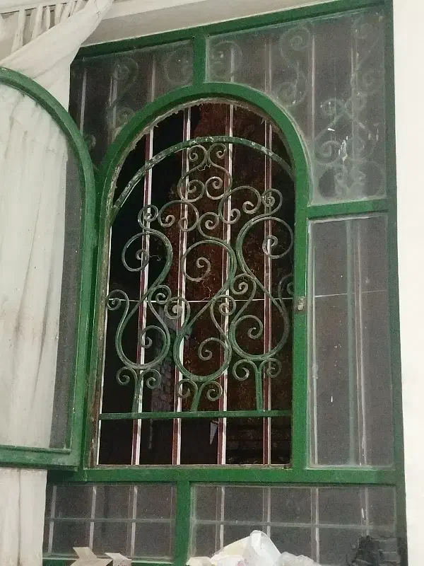 9 عدد پنجره اهنی|مصالح و تجهیزات ساختمان|نورآباد, |دیوار