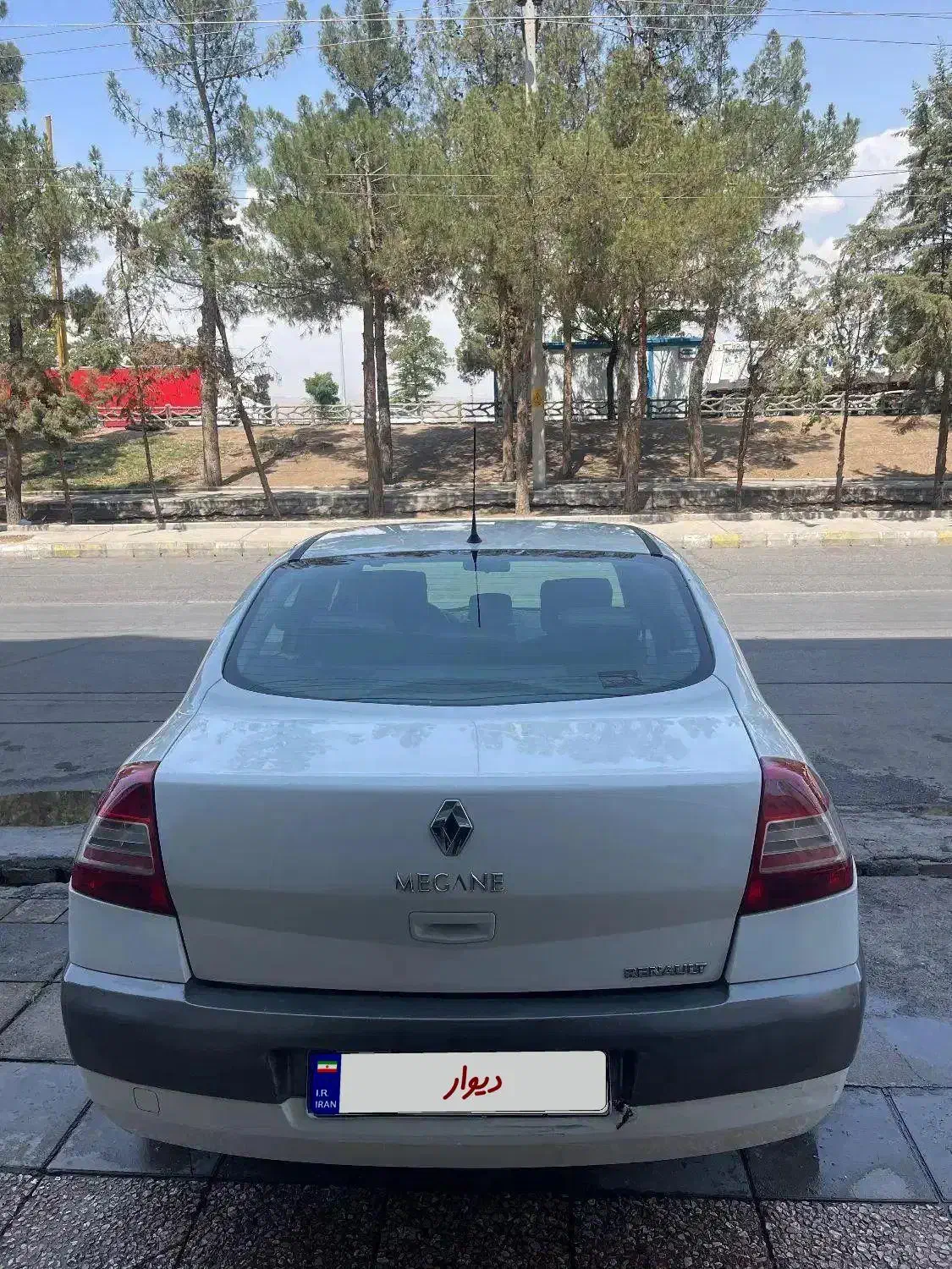 مگان ۸۹ اتومات ۲۰۰۰|خودرو سواری و وانت|محمدیه-قزوین, |دیوار