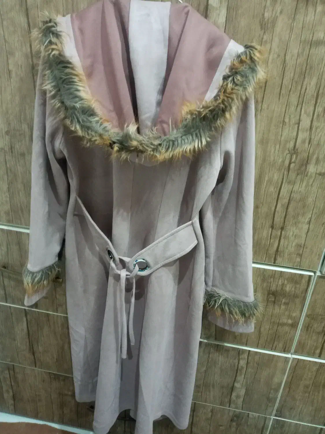 پالتو|لباس|فردیس, شهرک هفده شهریور|دیوار