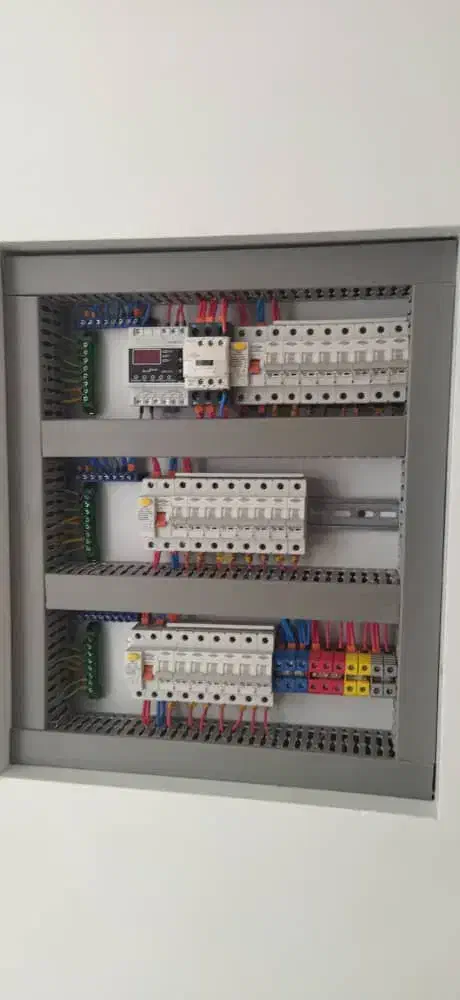 برقکار ساختمان|خدمات پیشه و مهارت|فسا, |دیوار