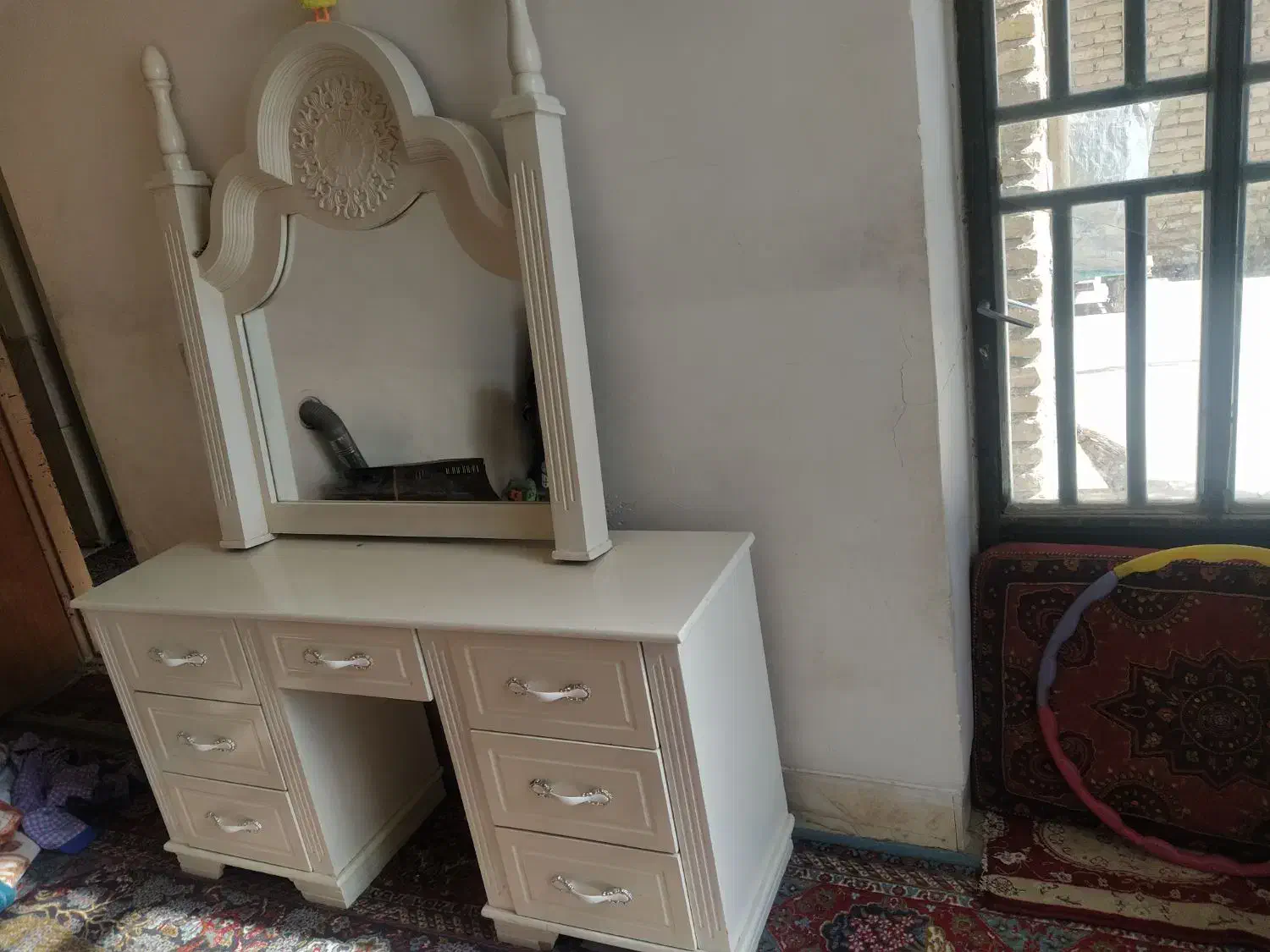 میز آرایش|تخت و سرویس خواب|سیرجان, |دیوار