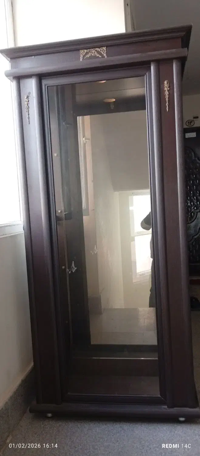 بوفه گنجه|بوفه، ویترین، کنسول|گلبهار, شهر جدید گلبهار|دیوار