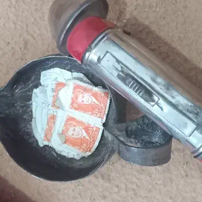 تعمبر قدیمی|کلکسیون سکه، تمبر، اسکناس|بیرجند, |دیوار