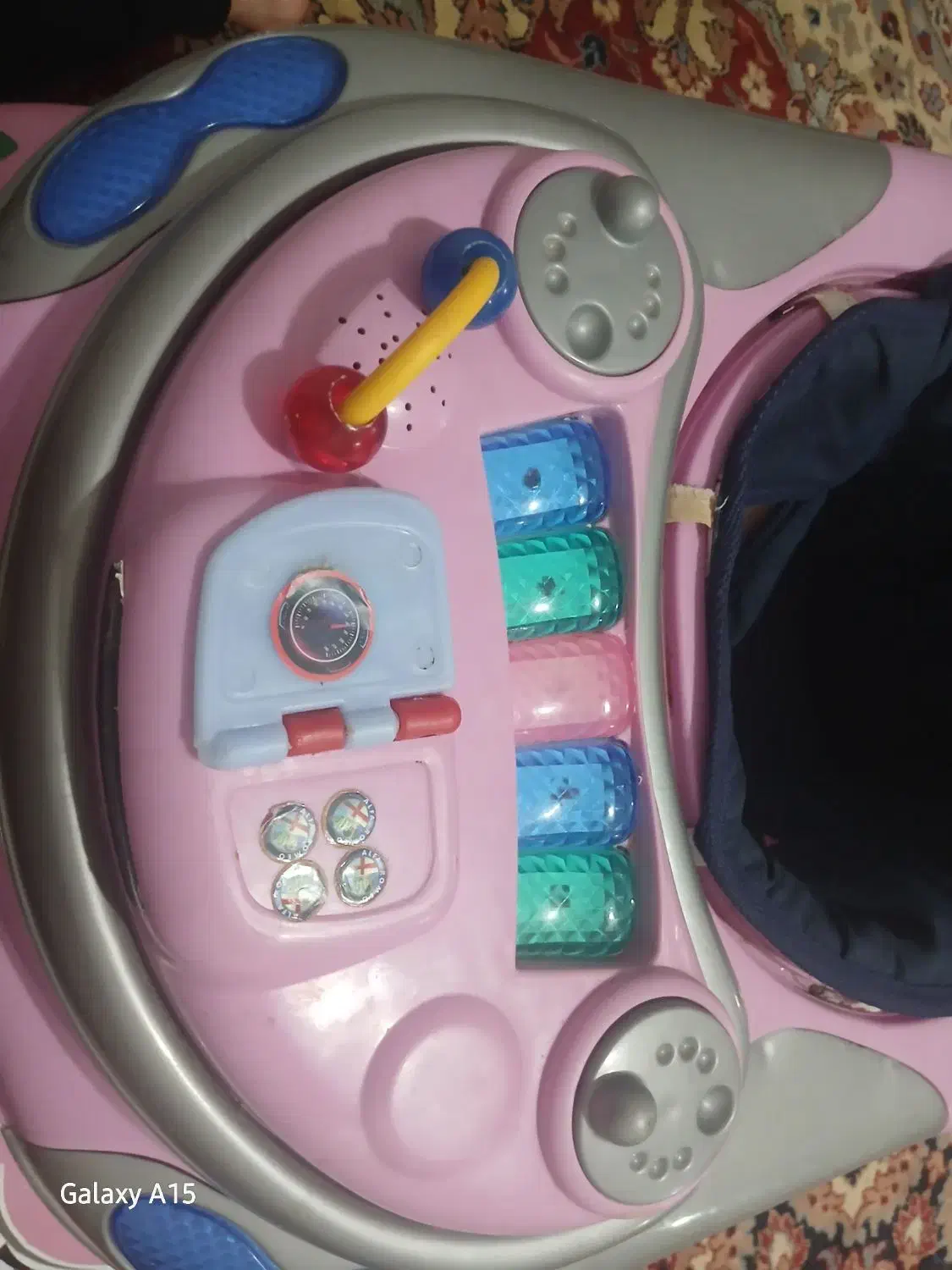 روروعک نو یک ماه استفاده کردیم|کالسکه و لوازم جانبی|قیدار, |دیوار