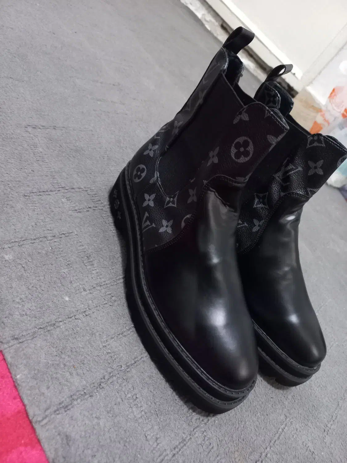 نیم بوت اسپرت|کیف، کفش، کمربند|نسیم‌شهر, |دیوار