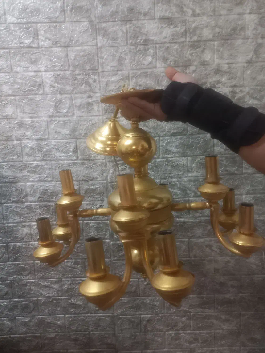 لوستر ۱۲ شاخه|لوستر و چراغ آویز|رشت, شهرک صبا|دیوار