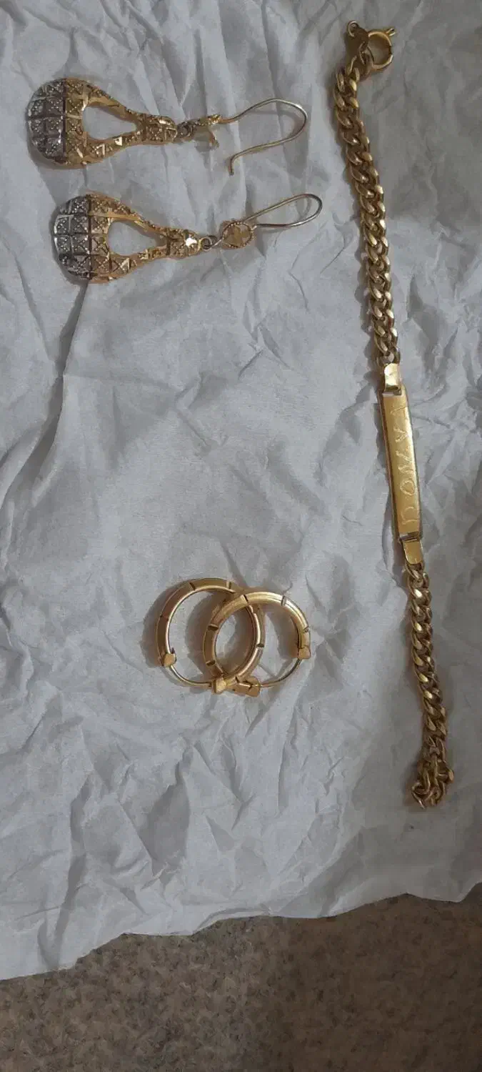 جواهرات|جواهرات|نیشابور, کوی فرهنگیان|دیوار