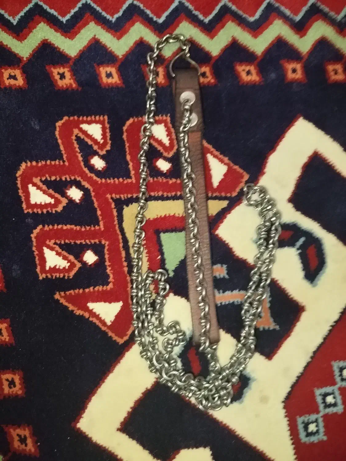 زنجیر سیمی|ابزارآلات|مرودشت, استادیوم‎|دیوار