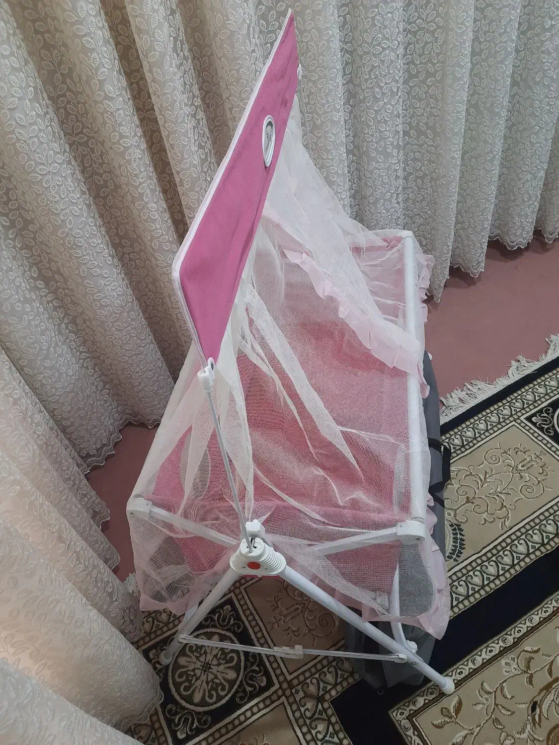 گهواره تاشو میلاد|تخت و صندلی بچه|آبادان, |دیوار