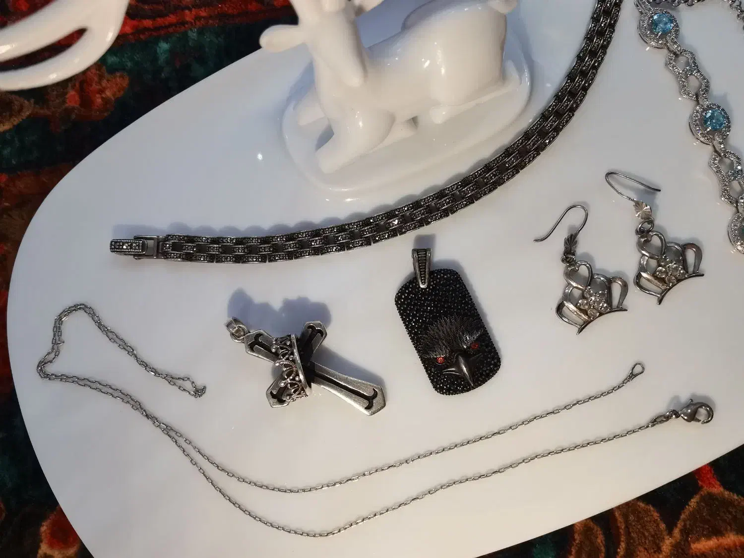 دستبند مینیمال الماس زنجیر و پلاک گوشواره گردنبند|جواهرات|مشکیندشت, |دیوار