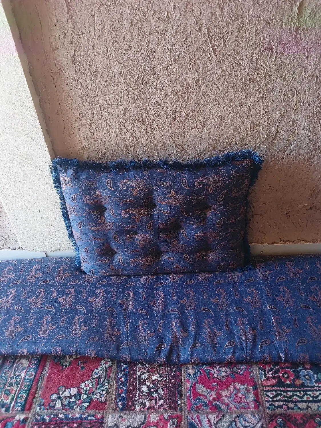 کناره و پشتی|مبلمان خانگی و میز عسلی|کرمان, |دیوار