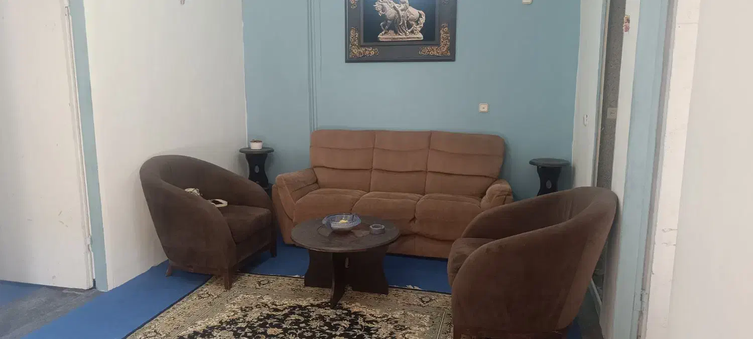 اجاره منزل ویلایی|اجارهٔ کوتاه‌مدت ویلا و باغ|شیراز, پشم شیشه|دیوار