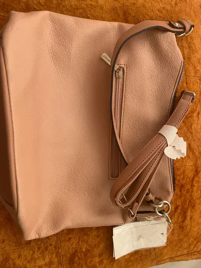 کیف دیوید جونز|کیف، کفش، کمربند|یزد, |دیوار