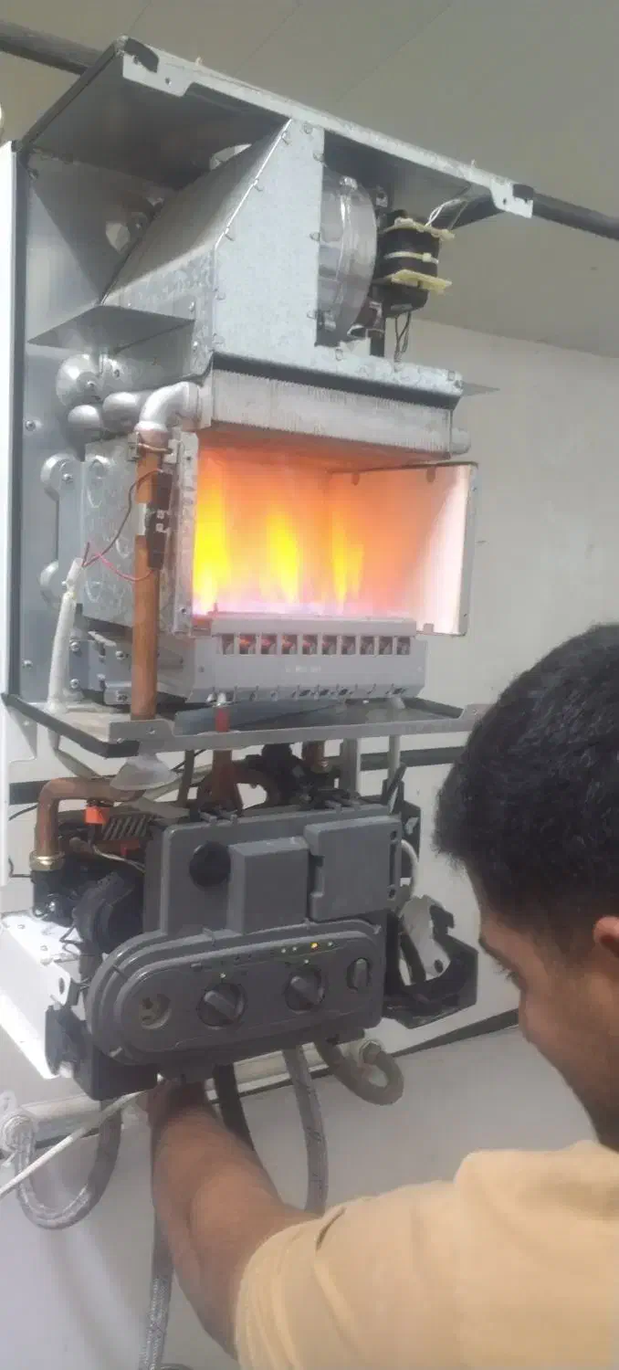 پکیج آبگرمکن تعمیرات شوفاژبخاری سرویس کار رسوبگیری|آبگرمکن، پکیج، شوفاژ|مشهد, فرهنگیان (شهرک غرب)|دیوار