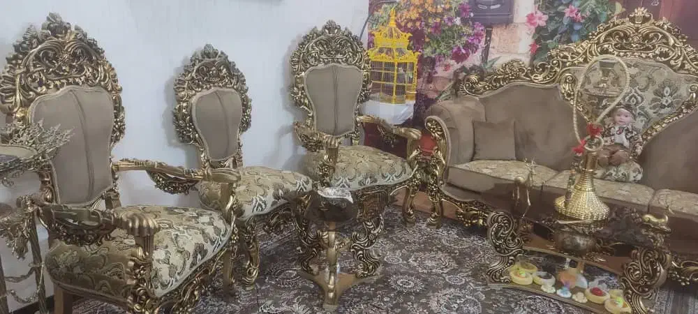 مبل سلطنتی نو|مبلمان خانگی و میز عسلی|کاشان, شهدا|دیوار