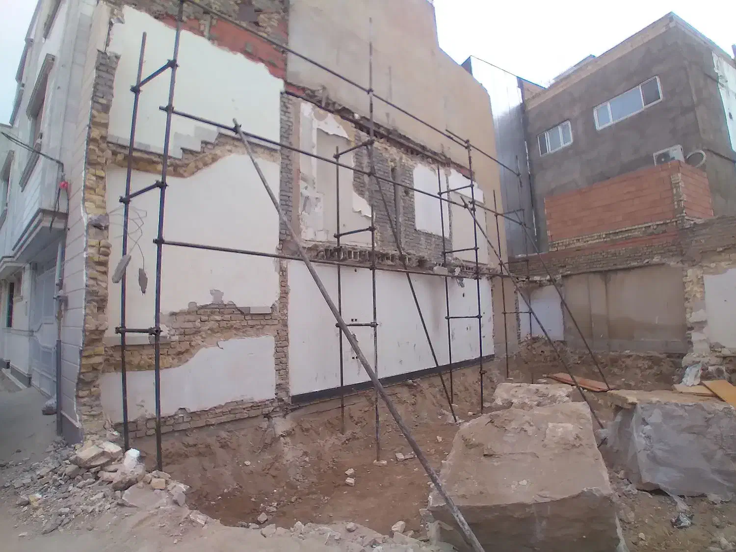 داربست فلزی محزون|خدمات پیشه و مهارت|بجنورد, |دیوار