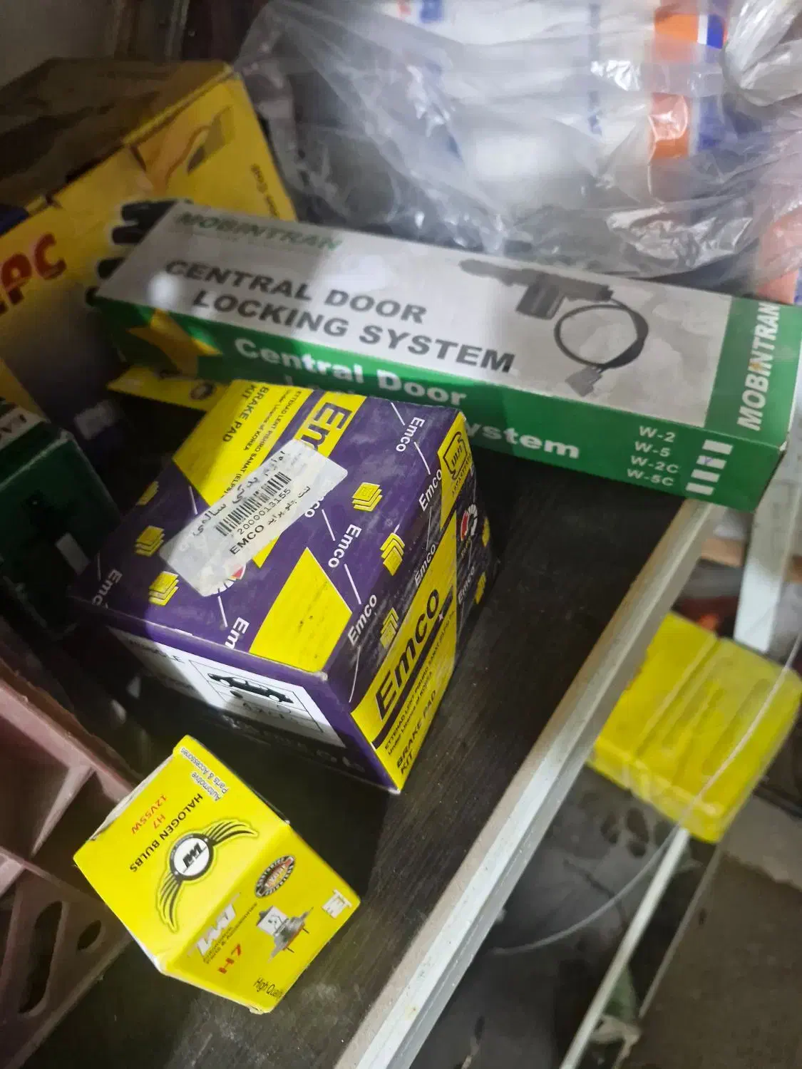 تایر دوچرخه۱۲ و لوازم پراید و استپ موتور تندر|دوچرخه، اسکیت، اسکوتر|تبریز, |دیوار