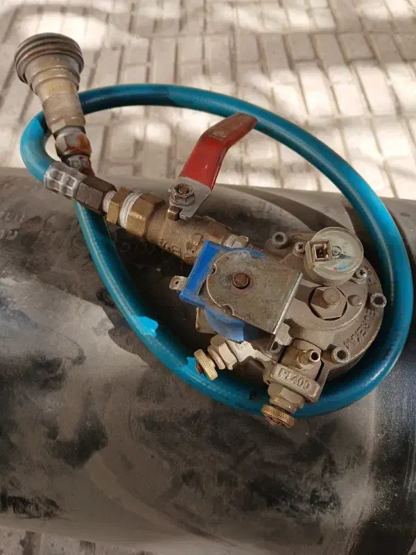 گاز مایعLPG و رو دری پراید|قطعات یدکی و لوازم جانبی|سنندج, |دیوار