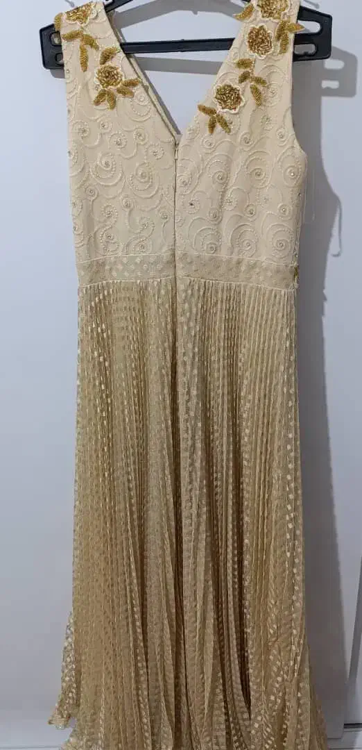 لباس مجلسی|لباس|بافت, |دیوار