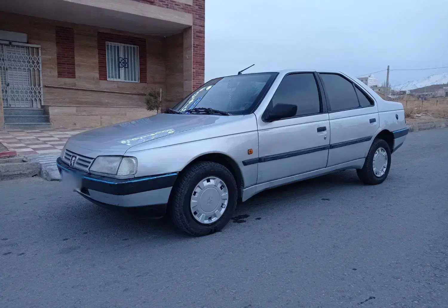 پژو ۴۰۵ مدل ۸۷ سیخ وسط|خودرو سواری و وانت|قروه, |دیوار