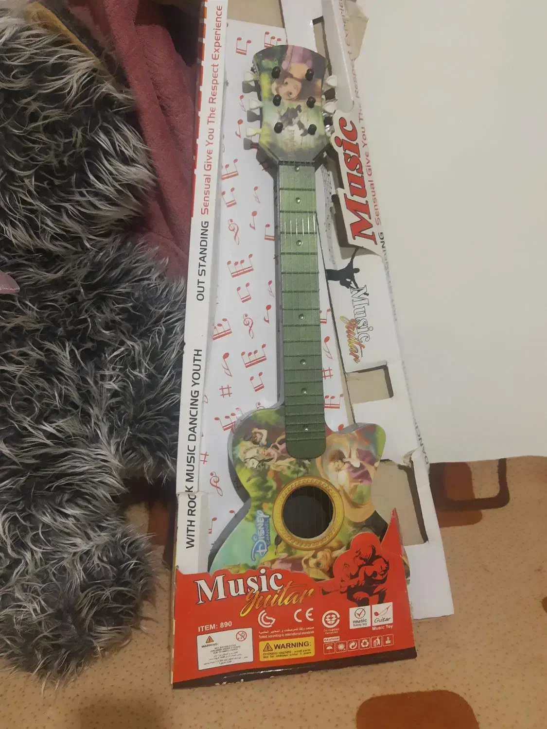 خرسی بزرگ وگیتاردخترانه|اسباب‌بازی بچه|نورآباد, |دیوار