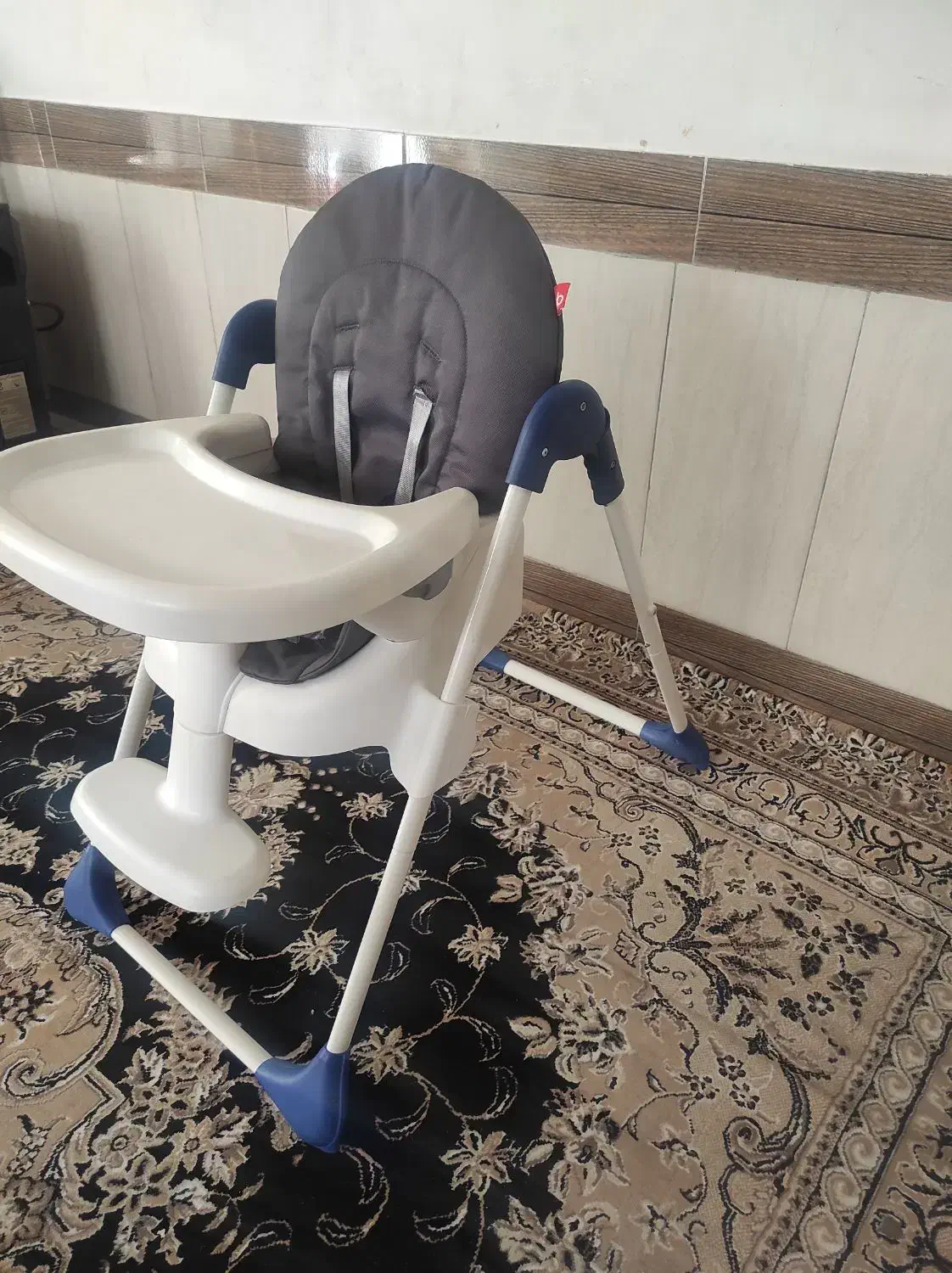 صندلی غذای کودک مارک gb سالم درحدنو|تخت و صندلی بچه|شیراز, شهرک مهدی‌آباد|دیوار