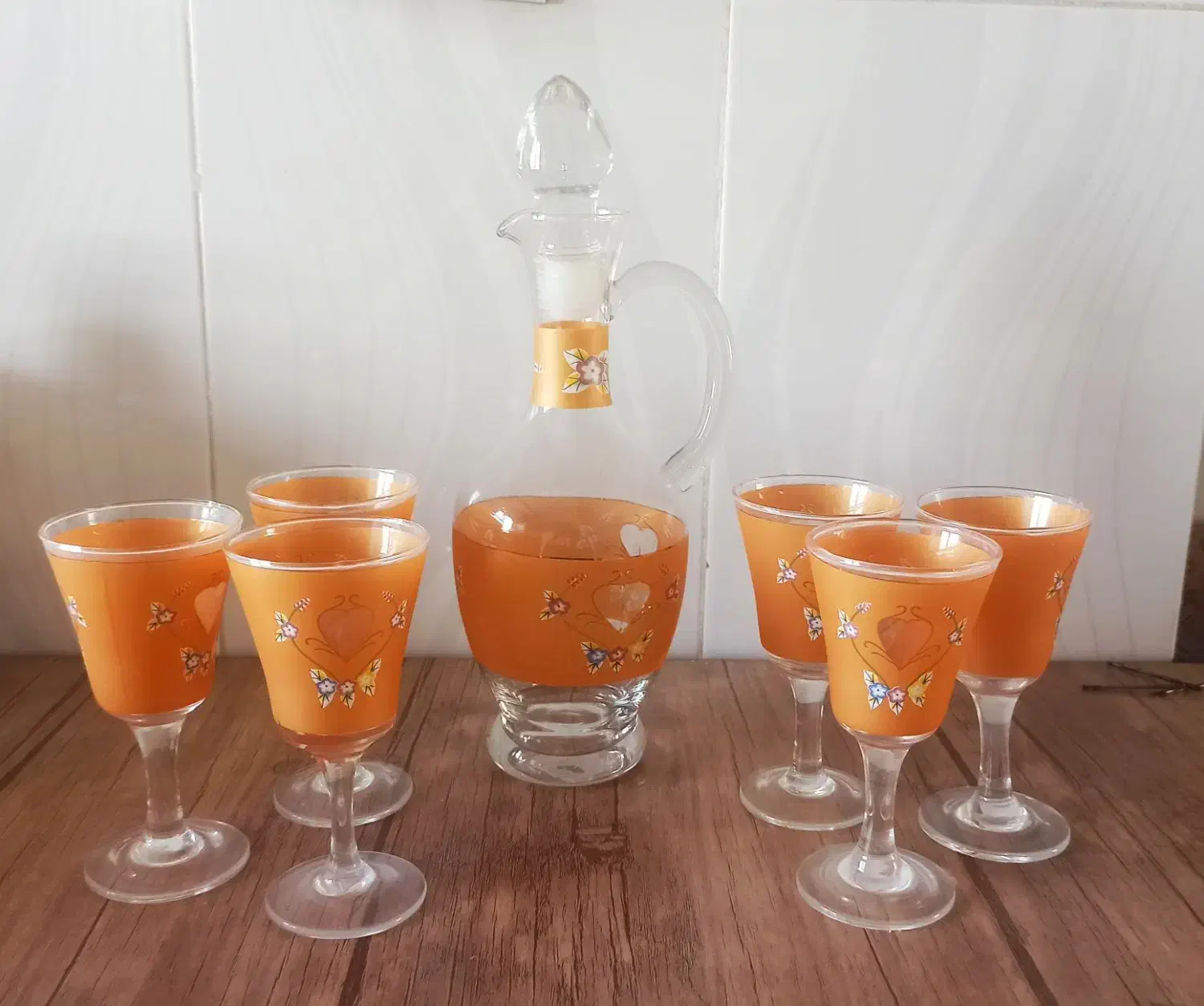 جام و تنگ دکوری|ظروف سرو و پذیرایی|رباطکریم, مسکن مهر آبشناسان|دیوار