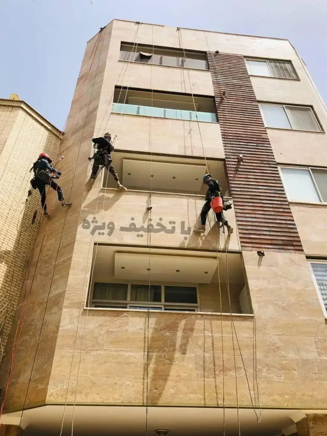 پیچ ورولپلاک کردن سنگ نما باطناب توری راپل کار بند|خدمات پیشه و مهارت|تهران, نیروی هوایی (پیروزی)|دیوار