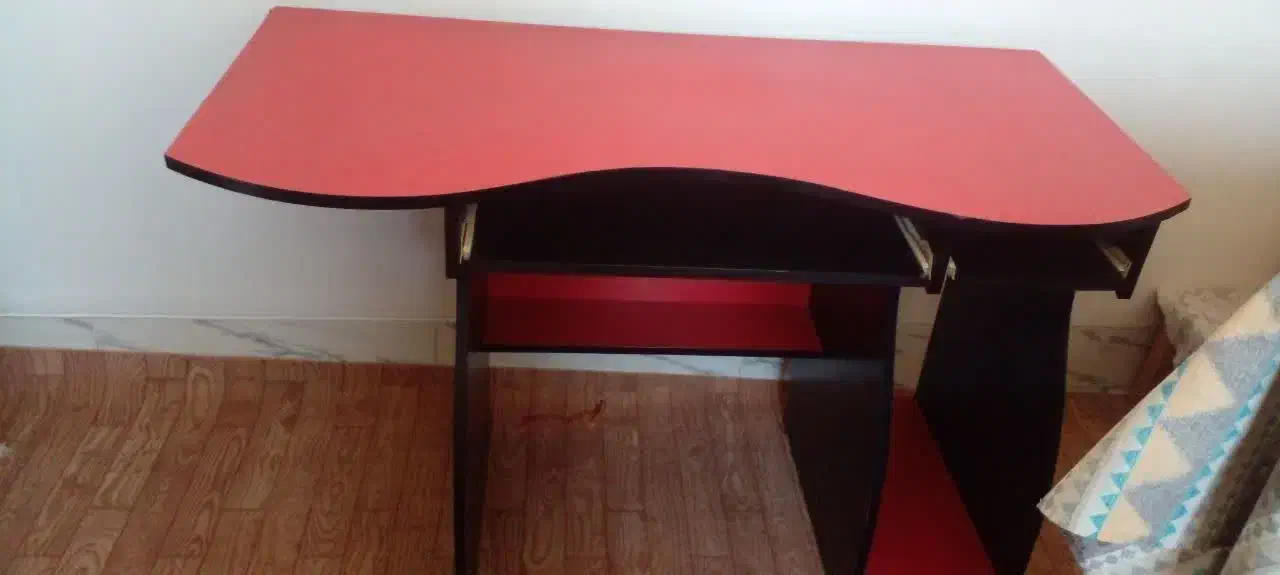 میز کامپیوتر|میز تحریر و کامپیوتر|لنجان, |دیوار