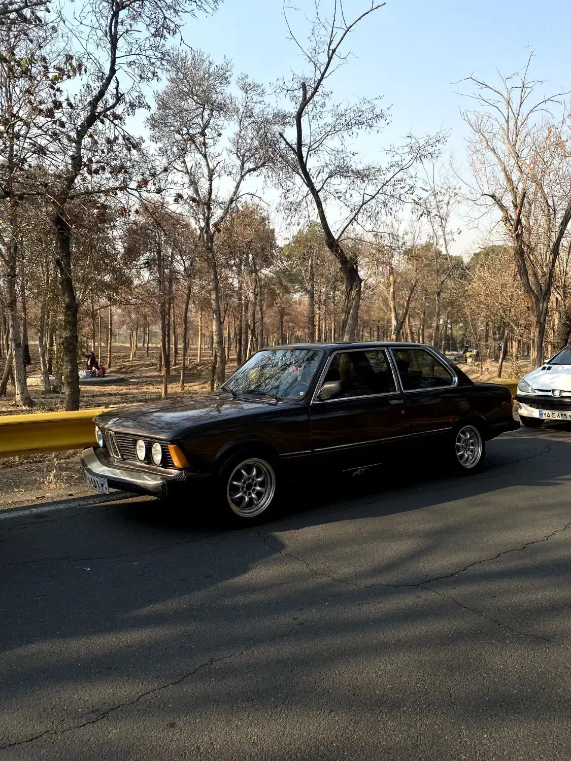 بی ام و ۳۲۰|خودرو کلاسیک|تهران, دریا|دیوار