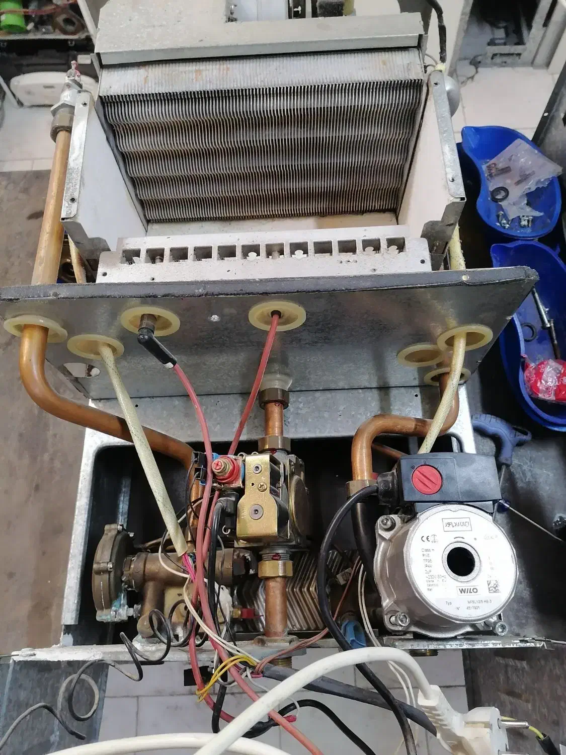 تعمیر عیب یابی تخصصی پکیج آبگرمکن فوری،تمامی نقاط|خدمات پیشه و مهارت|مشهد, ملکآباد|دیوار