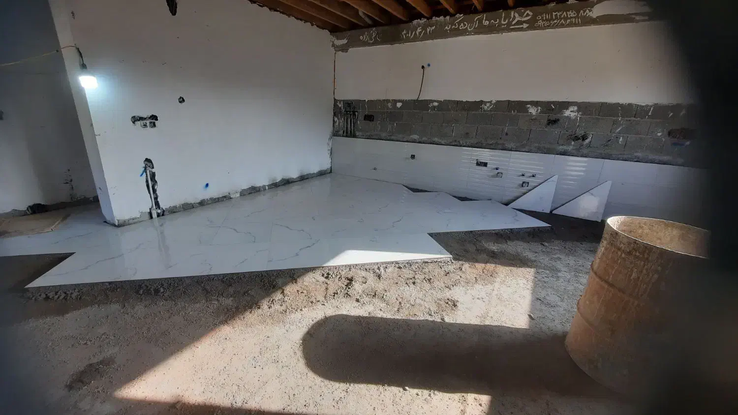 کاشیکاری خانه استخر،ایزوگام،باربیکیو|خدمات پیشه و مهارت|فومن, |دیوار