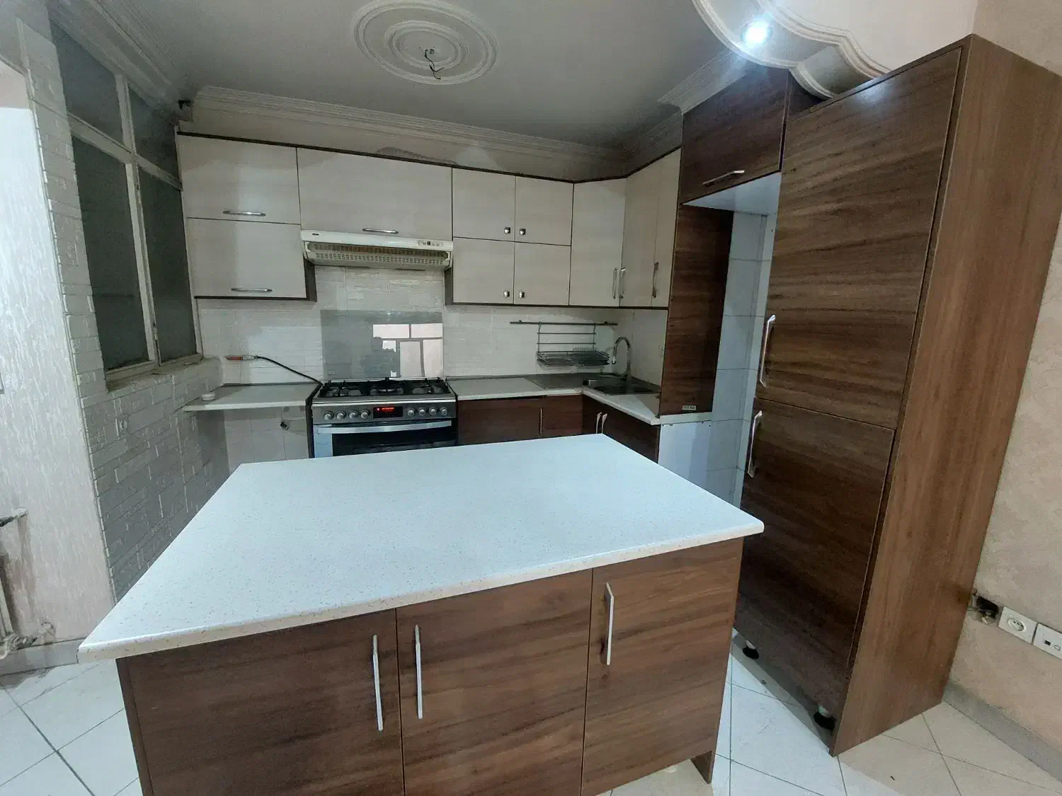 اجاره تک خواب/فول امکانات/لوکیشن بسیار خوب