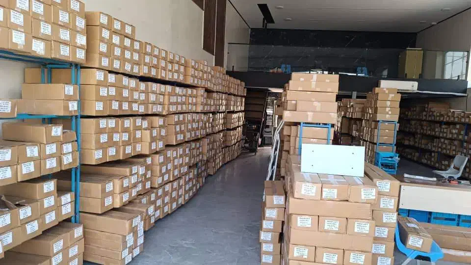 جک کاپوت غلطک ولودر وتراکتور|ماشین‌آلات صنعتی|چهاردانگه (تهران), |دیوار