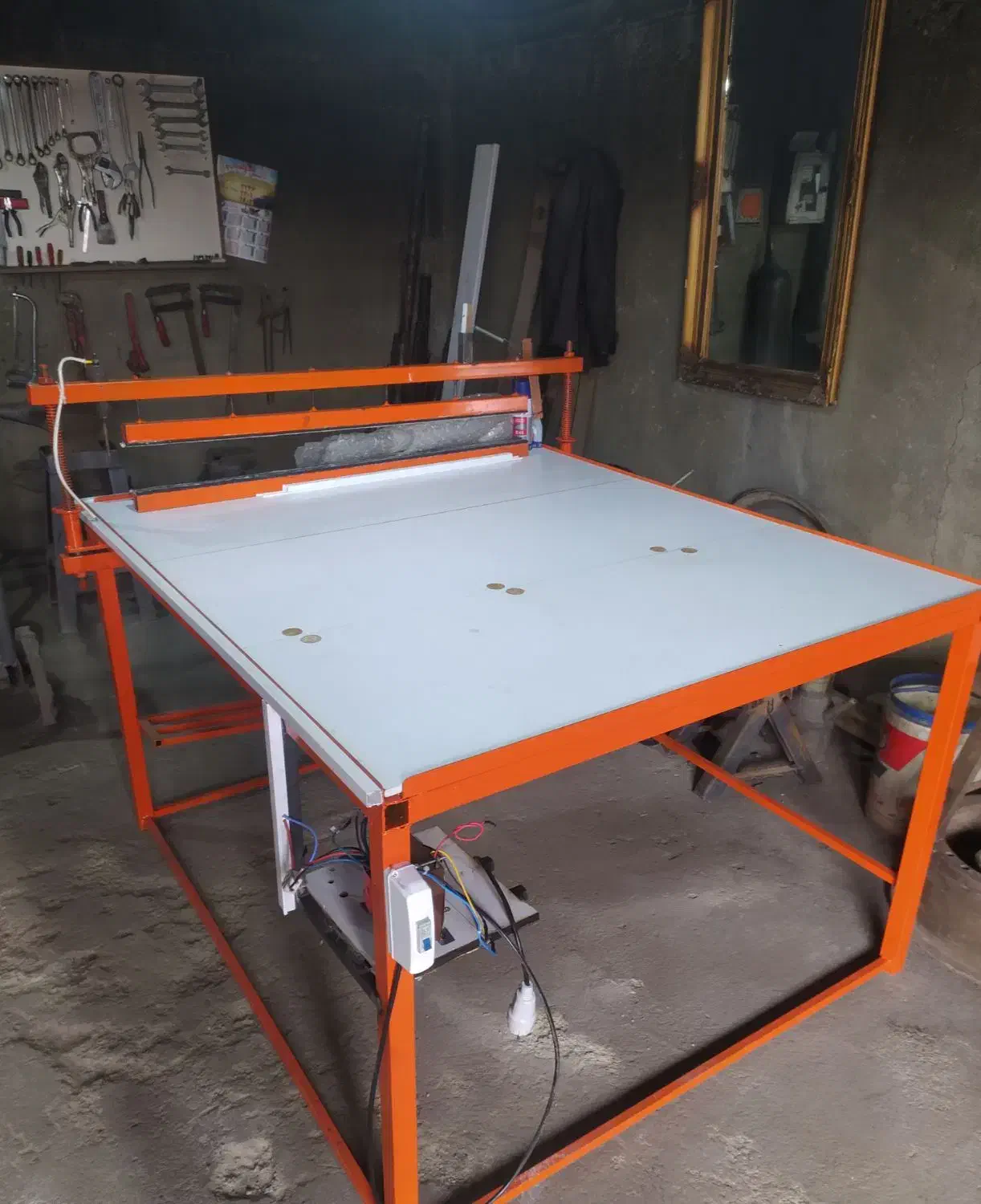 میز کار و ترانس برق 220 صنعتی|فروشگاه و مغازه|بهار, |دیوار