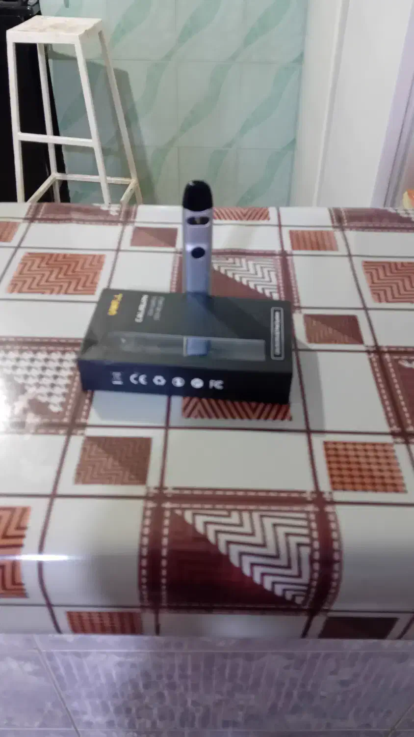 قیلون برق سه چهار روز خریدم حال نکردت دارخدمتیم|کلکسیون و سرگرمی|بروجرد, |دیوار