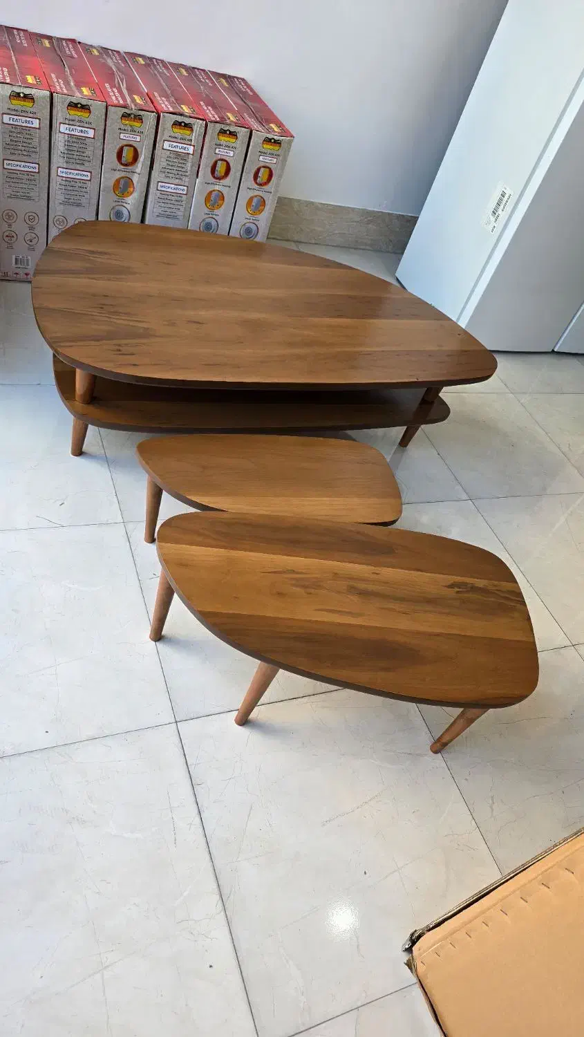 میز وسط مبل به همراه دو عدد عسلی تمام چوب شرکتی|مبلمان خانگی و میز عسلی|مشکین‌دشت, |دیوار