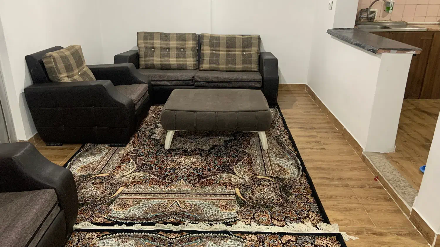 ویلا ساحلی اجاره ای تک خواب حیاط دار|اجارهٔ کوتاهمدت ویلا و باغ|محمودآباد, |دیوار