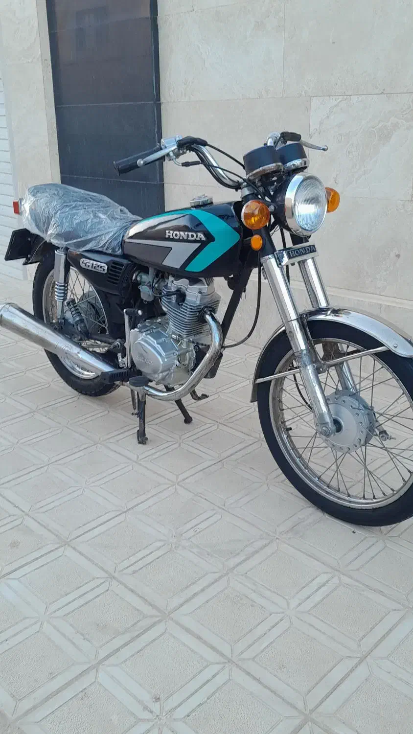 موتور هندا|موتورسیکلت|قائن, |دیوار